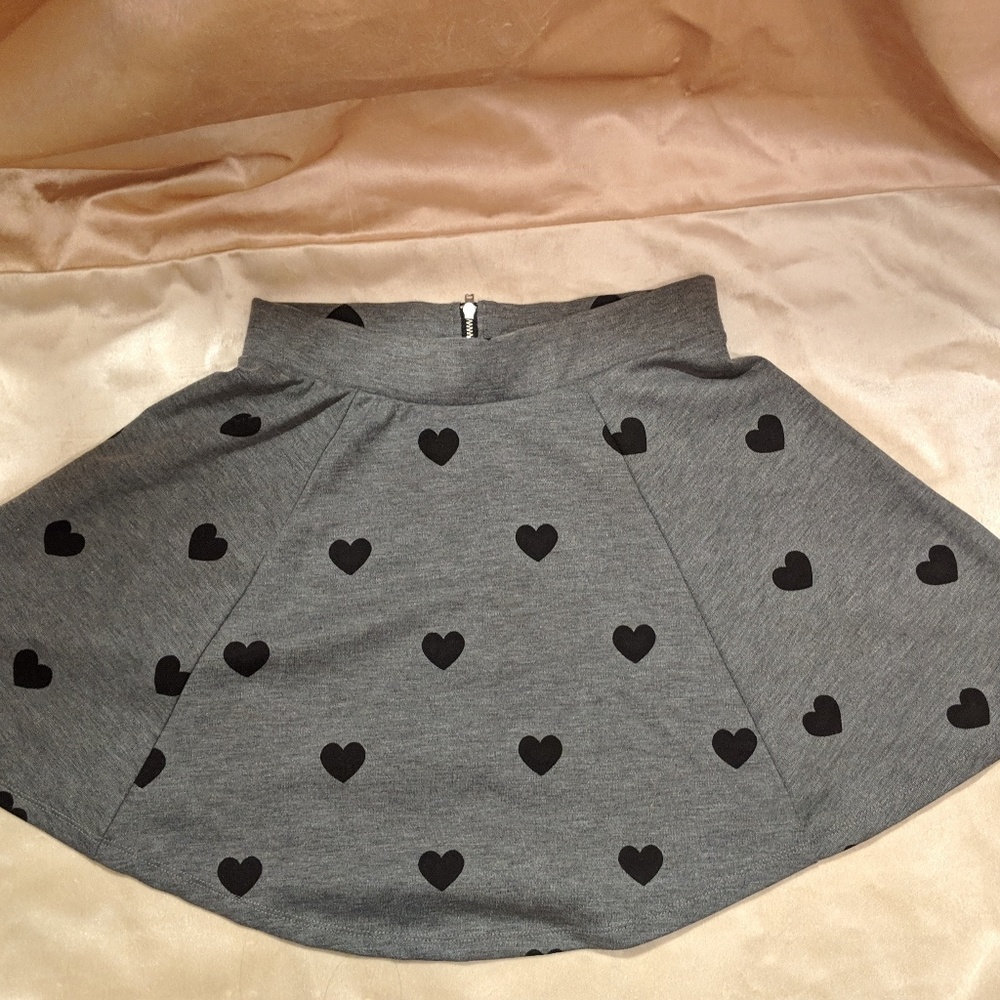 Grey skirt